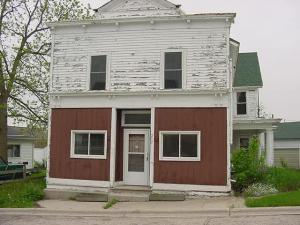 207 S 2nd Ave., Saint Nazianz, WI 54232