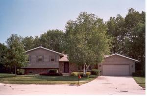 3004 Fleetway Ct., Manitowoc, WI 54220