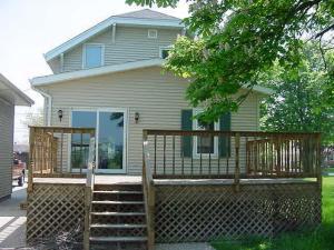 2116 S 23rd St., Manitowoc, WI 54220