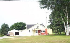 2834 S 15th St., Manitowoc, WI 54220