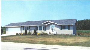 304 N 1st Ave., Saint Nazianz, WI 54232