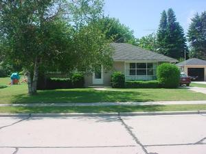 1401 Orchard Dr., Manitowoc, WI 54220