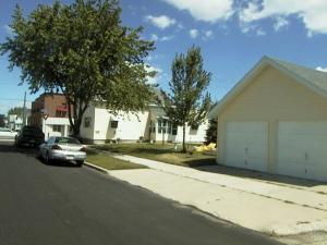 1201 S 20th St., Manitowoc, WI 54220