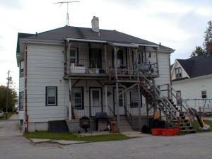 714 S 15th St. #716, Manitowoc, WI 54220