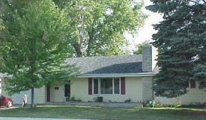 2018 Lexington Dr., Manitowoc, WI 54220