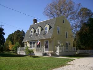 858 S Rapids Rd., Manitowoc, WI 54220