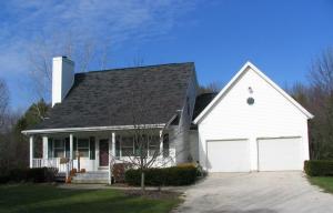 5834 County Road B, Manitowoc, WI 54220