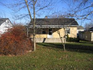 937 S 36th St., Manitowoc, WI 54220