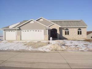 914 Sarah Miles Ln., Manitowoc, WI 54220