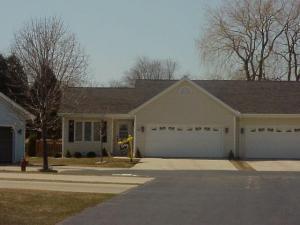 2000 Kellner St. #401, Manitowoc, WI 54220