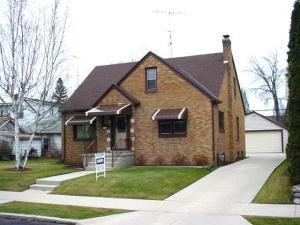 1109 S 24th St., Manitowoc, WI 54220