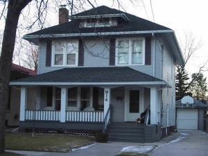 914 St Clair St., Manitowoc, WI 54220