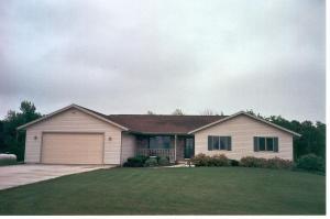 18513 Freedom Ct., Mishicot, WI 54228