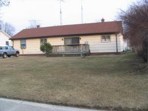 3317 Pompon St., Manitowoc, WI 54220