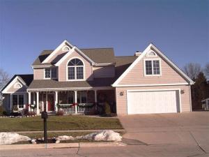 3606 Deer Run Ct., Manitowoc, WI 54220