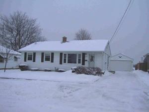 2461 S 18th St., Manitowoc, WI 54220