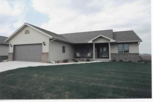 5110 Elmer Ln., Manitowoc, WI 54220