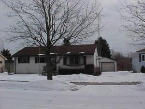 717 S 30th St., Manitowoc, WI 54220