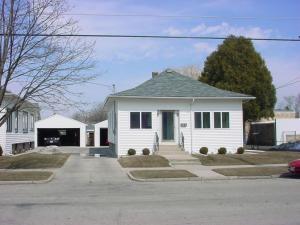 1516 Columbus St., Manitowoc, WI 54220