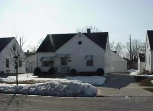 506 S 30th St., Manitowoc, WI 54220