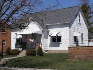 1510 Philippen St, Manitowoc, WI 54220