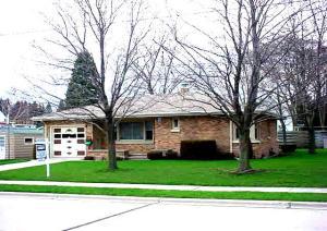 2734 35th St., Two Rivers, WI 54241