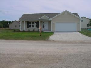 2513 Risch Ln., Manitowoc, WI 54220