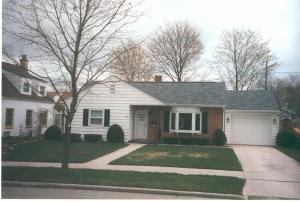 525 West Lawn Blvd., Manitowoc, WI 54220