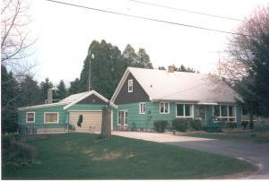 3917 S 18th St., Manitowoc, WI 54220