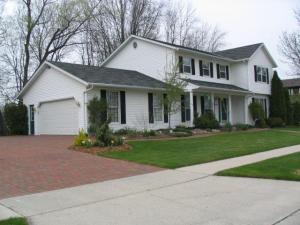 3609 Barkwood Ln., Manitowoc, WI 54220