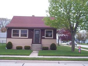 817 Lowell St., Two Rivers, WI 54241