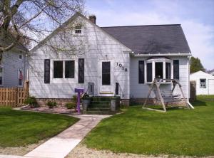 1018 N 20th St., Manitowoc, WI 54220