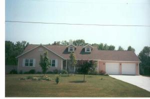 1807 Jenny Rd., Manitowoc, WI 54220