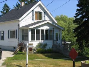 1911 S 13th St., Manitowoc, WI 54220