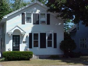 827 N 9th St., Manitowoc, WI 54220