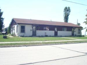 2805 10th St, Two Rivers, WI 54241