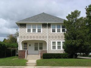 1302 Wisconsin Ave., Manitowoc, WI 54220