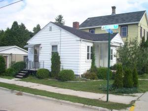 1820 14th St., Two Rivers, WI 54241