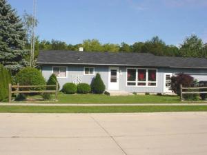 203 N 41st St., Manitowoc, WI 54220