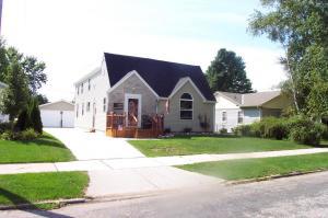 717 Manitou St., Manitowoc, WI 54220