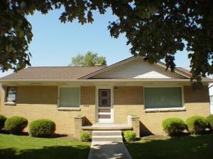 1702 S 23rd St., Manitowoc, WI 54220