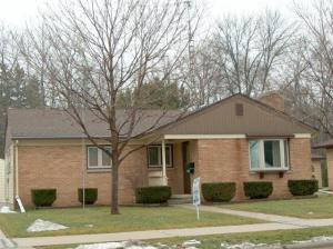 3820 Macarthur Dr., Manitowoc, WI 54220