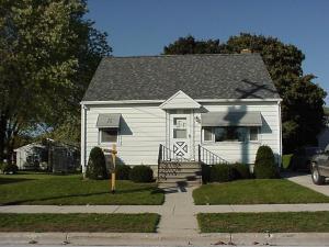 2736 12th St, Two Rivers, WI 54241