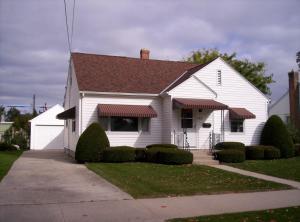 1818 Belmont St., Manitowoc, WI 54220