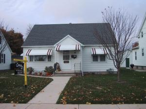 946 N 21st St., Manitowoc, WI 54220