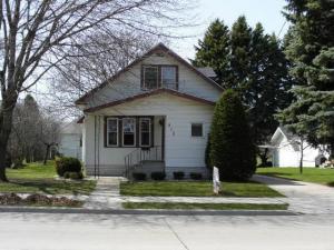 912 N 11th St., Manitowoc, WI 54220