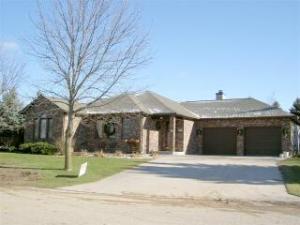 109 Carrie Ln., Manitowoc, WI 54220