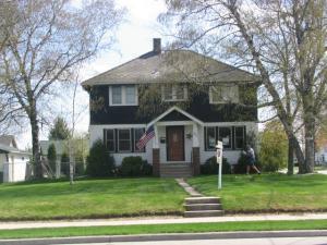 3415 Meadow Ln., Manitowoc, WI 54220