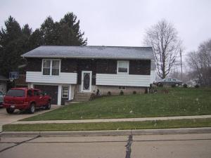 4321 Delta St., Manitowoc, WI 54220