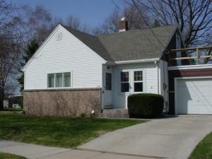 1504 N 23rd St., Manitowoc, WI 54220